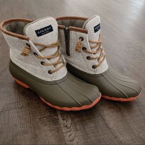 🚨SOLD🚨Sperry Saltwater Waterproof Duck Boot